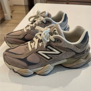 New Balance 9060 Sneakers